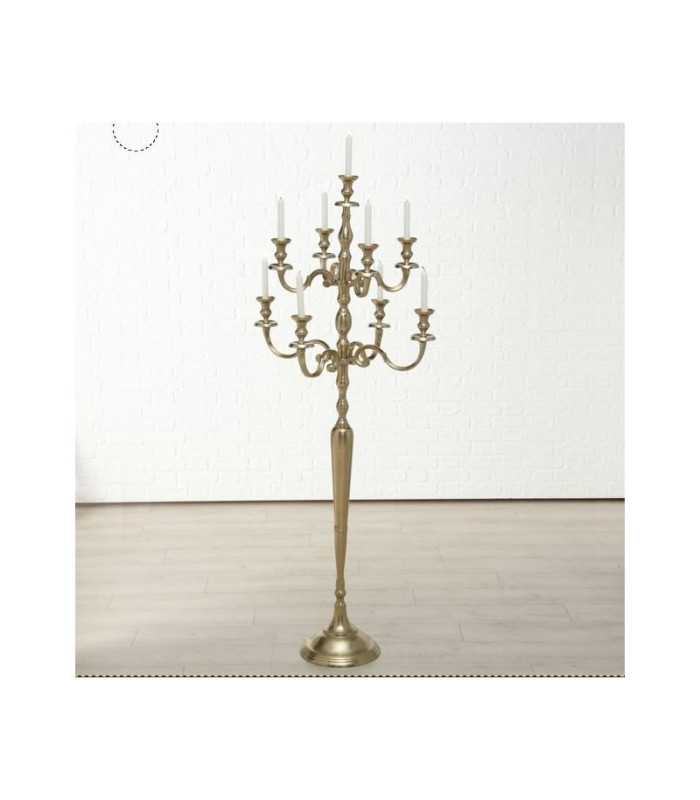 Chandelier doré H 180 cm installé dans une salle événementielle, structure en métal doré à neuf branches