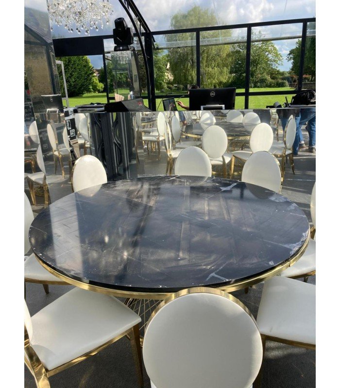Table ronde pour mariage à louer plateau noir 160 cm