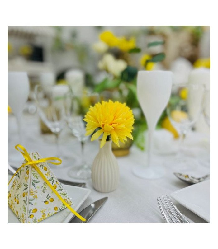 Bouquet of yellow dahlias H 26 cm
