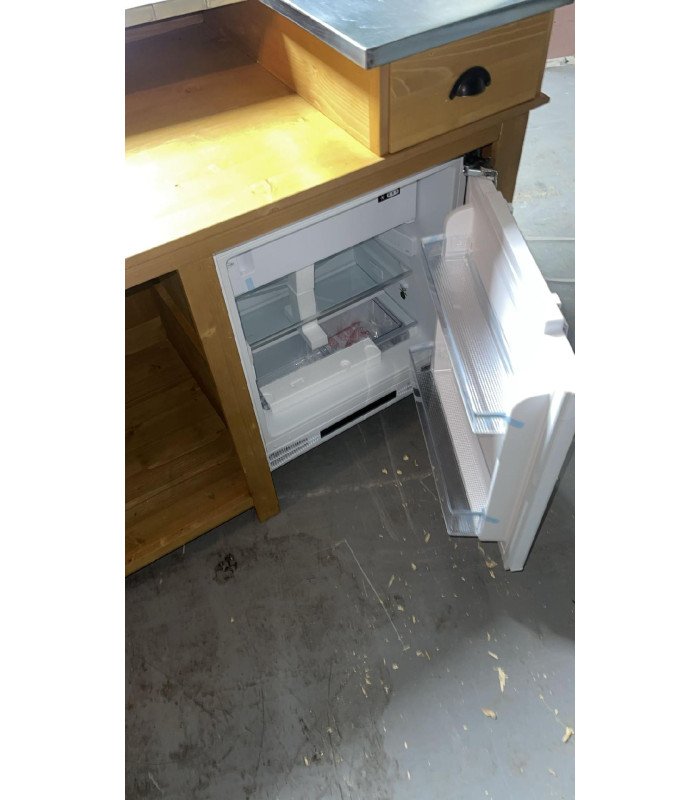 Comptoir de bar professionnel en bois et zinc 3.60 m avec frigo encastré