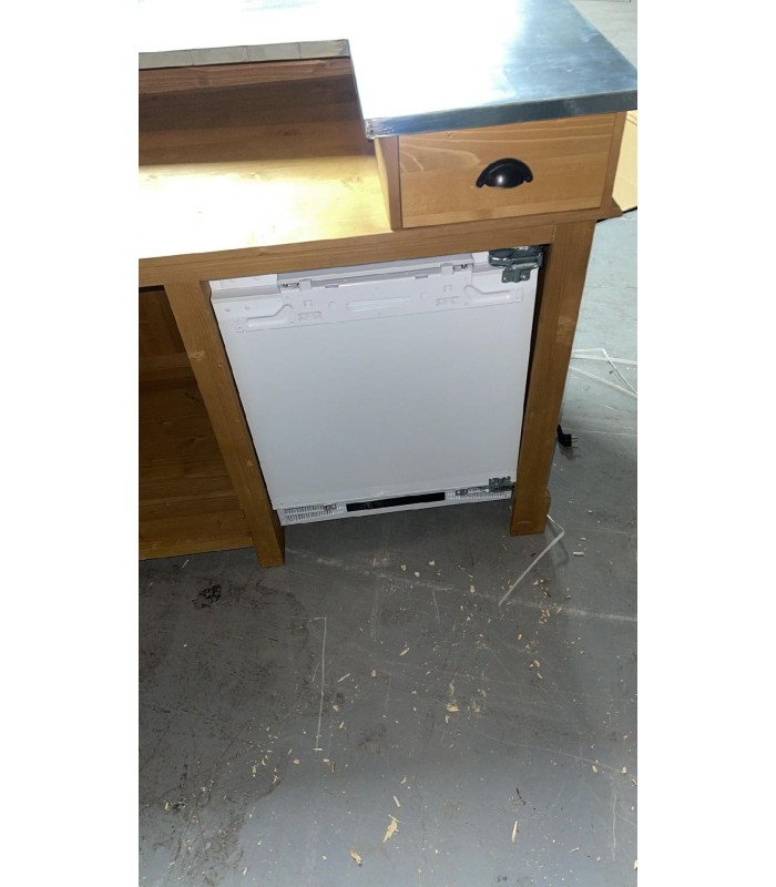 Comptoir de bar professionnel en bois et zinc 3.60 m avec frigo encastré