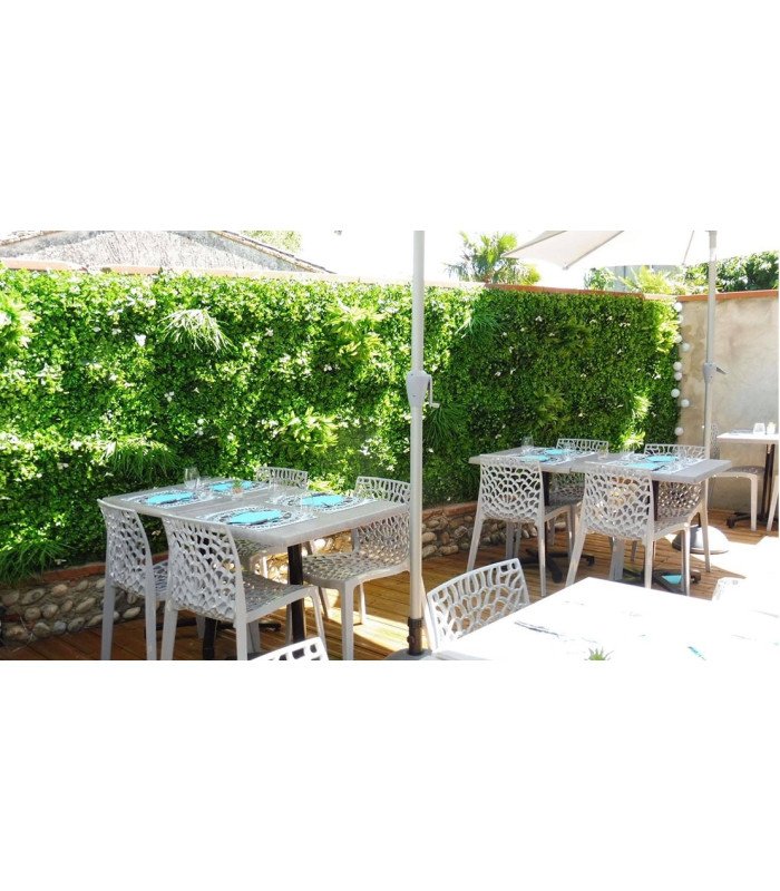 Fireproof green wall 100 x 100 cm fire resistant treated
