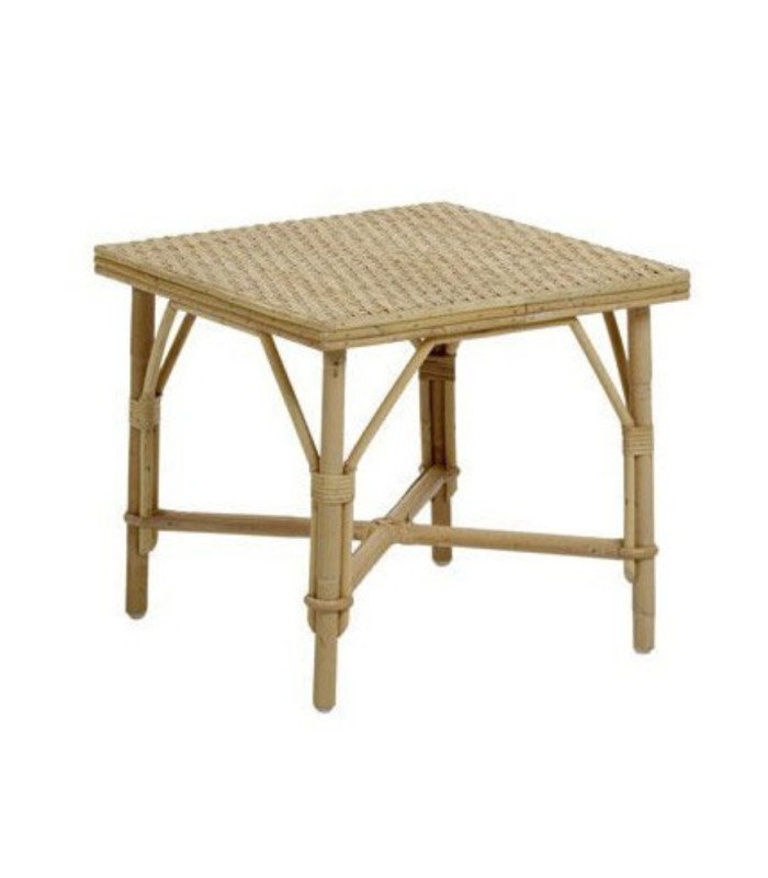 Table basse en rotin 50 cm avec salon de jardin en location par 126 events