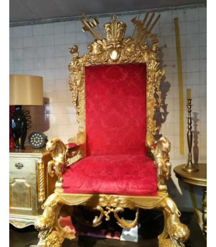 Red and gold throne Michael Jackson