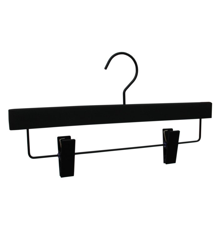 Cintre en bois noir pour pantalon avec clips métalliques sur fond blanc