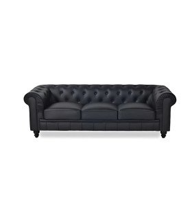canapé Chesterfield 3 places en cuir noir sur fond blanc, vue de face.