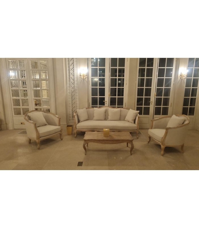 Canapé mariage 2 places Versailles installé dans un salon de château