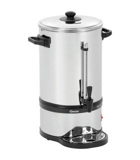 Machine à café percolateur 15 L en métal sur fond blanc
