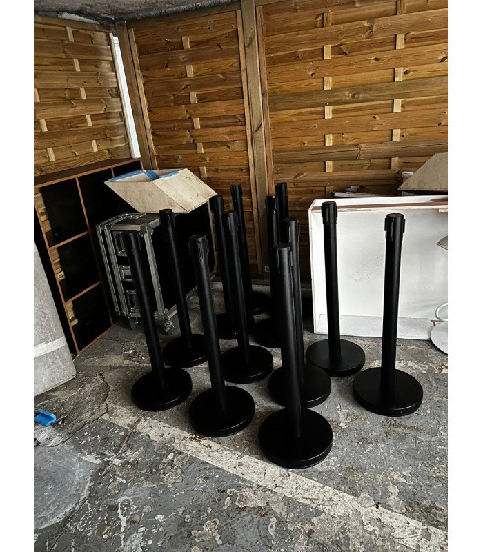 Set of 2 black guide posts and rope L 200 cm