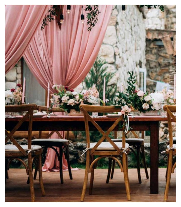 Location chaise en bois rustique dos croisé