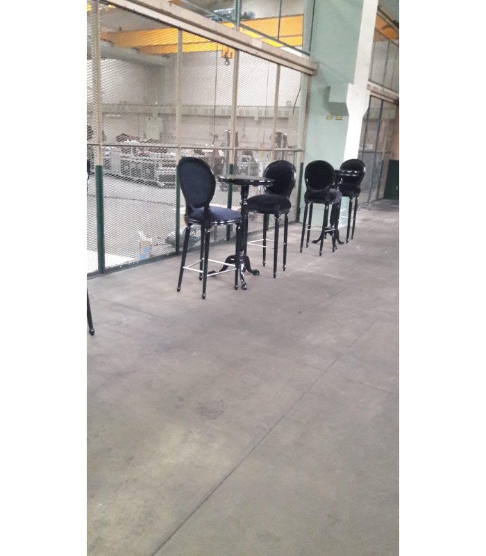 Mange debout in black wood H 112 x Diam 65 cm