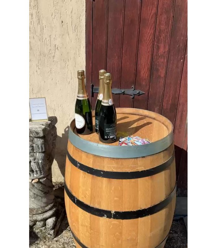 Tonneau en bois vieilli