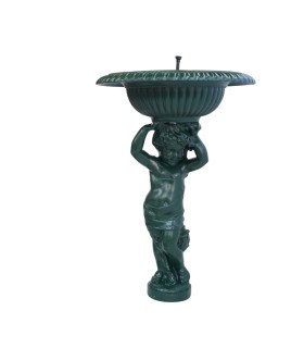 Fontaine d’Angelot vert anglais à louer H 107 cm sur fond blanc